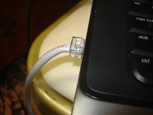 Cómo conectar un ordenador portátil a su módem por cable