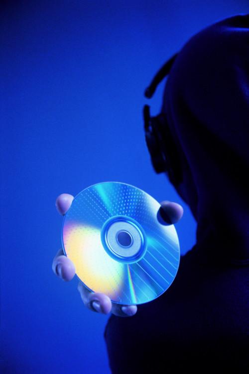 ¿Puede el Dell Inspiron 1525 Grabar CDs?