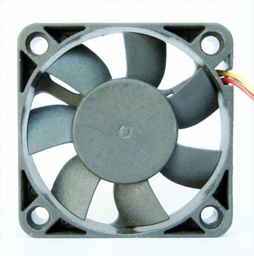 Acerca de los ventiladores de enfriamiento del ordenador portátil