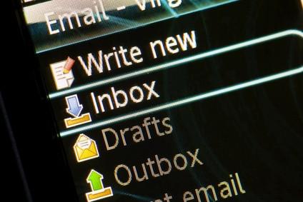 Cómo hacer una dirección de correo electrónico Aceptable