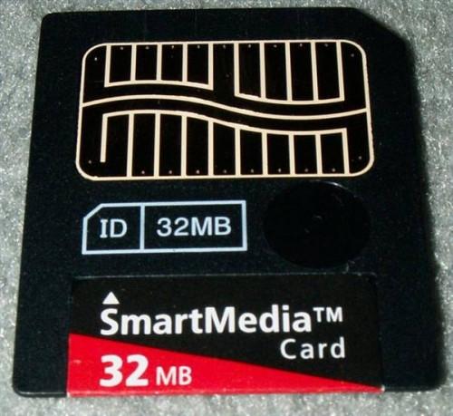 Cómo dar formato a una tarjeta Smart Media