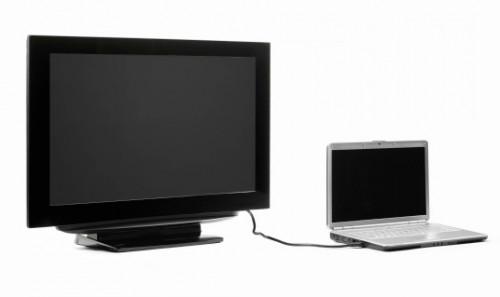 Los cables diferentes a Hook una computadora portátil a un televisor